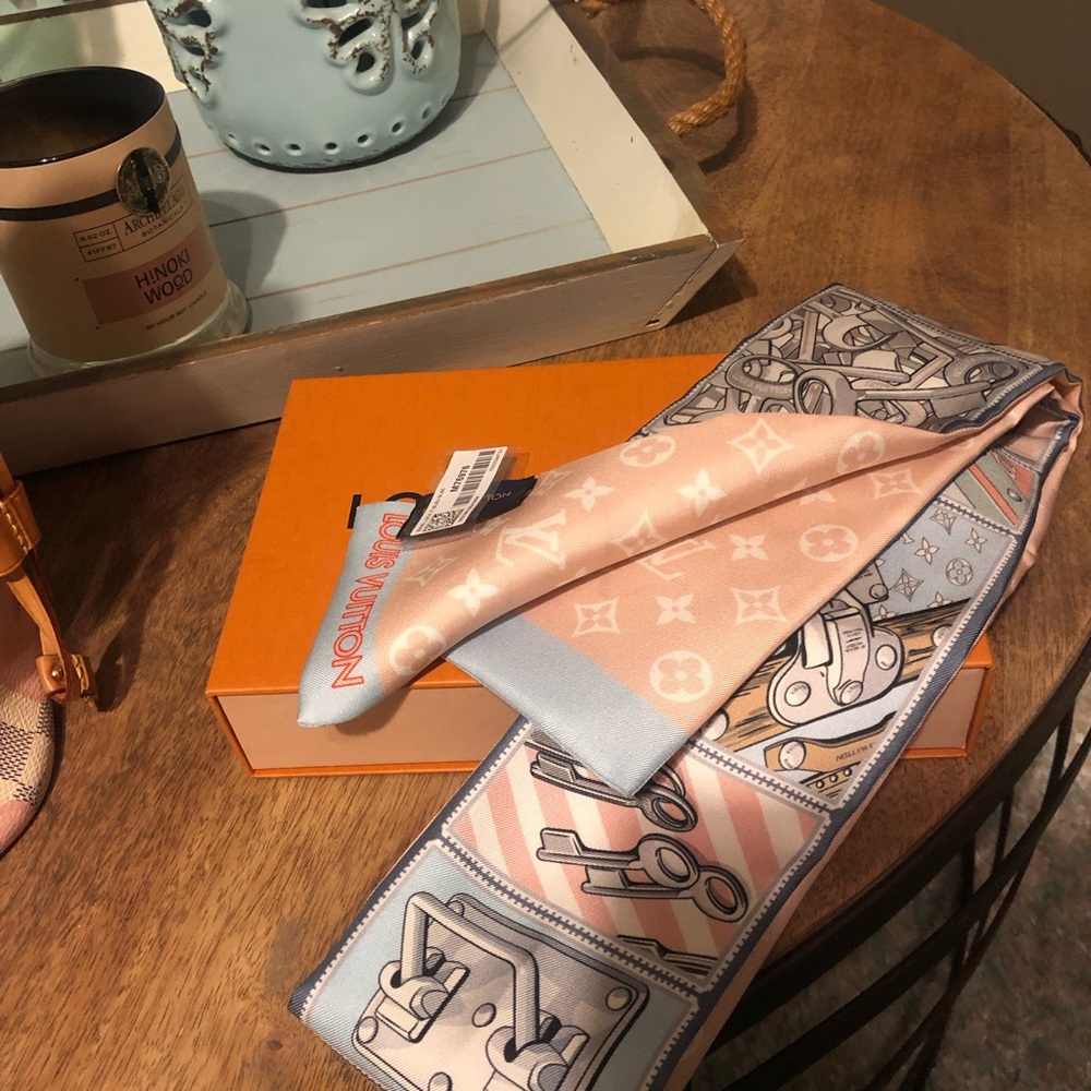 Louis Vuitton bandeau